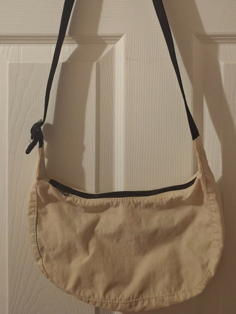 Baggu Small Crescent Bag Ivory - Picture 5 of 9